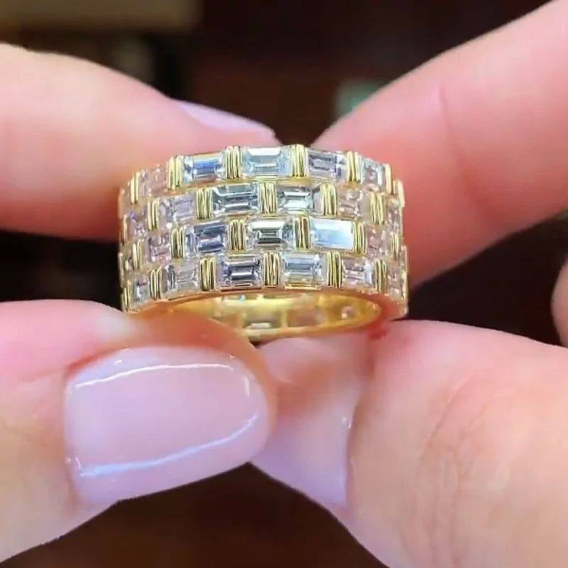 Fashionable Finger Jewelry Ring For Women Luxurious Engagement Ring