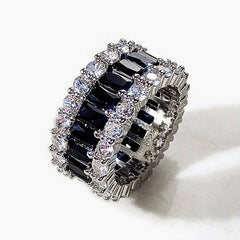 Fashionable Finger Jewelry Ring For Women Luxurious Engagement Ring