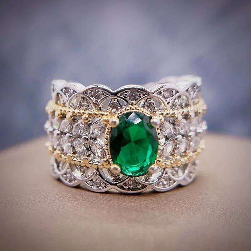 Fashionable Finger Jewelry Ring For Women Luxurious Engagement Ring