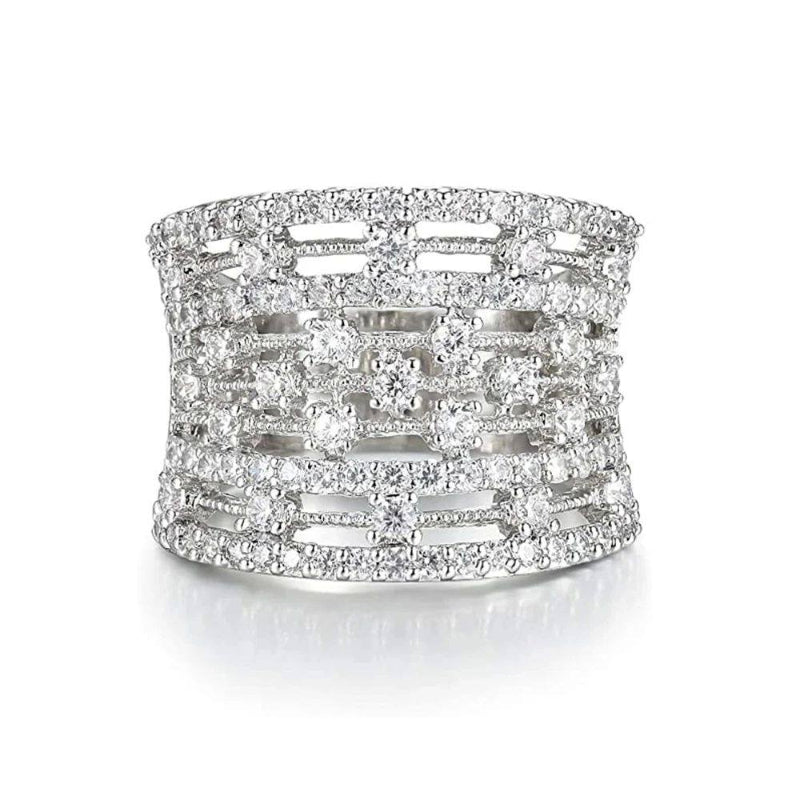 Fashionable Finger Jewelry Ring For Women Luxurious Engagement Ring